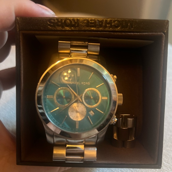 Michael Kors Runway Watch - Picture 3 of 3